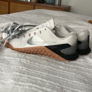 Nike MetCon women’s size 11